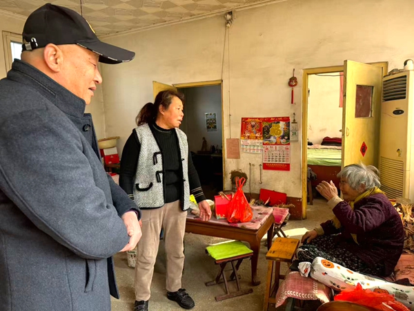 青岛平度：元宵暖邻里 汤圆传温情 志愿温情润人心